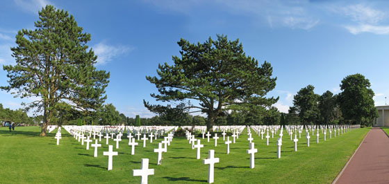 Covering an area of 70 Ha (172 acres), white crosses and graves bearing the Star of David, spread out as far as the eye can see