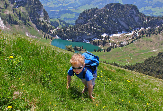 Tough climb above Hinderstockesee